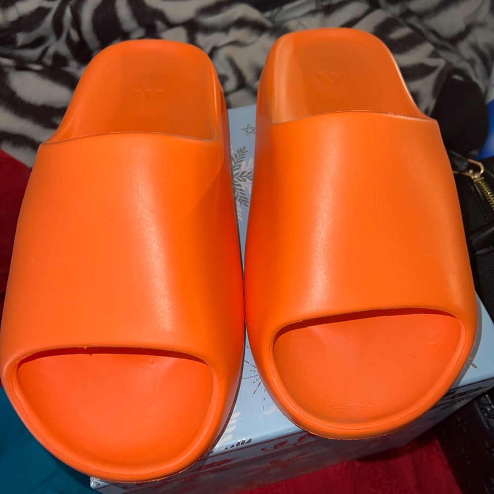 Yeezy Slides